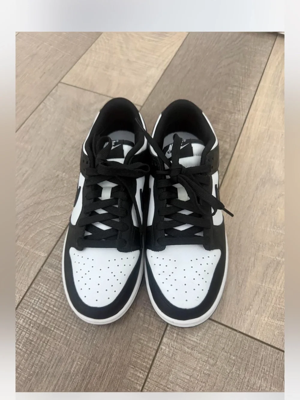 Nike low top